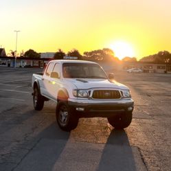 2004 Toyota Tacoma SR5 Fox Shocks 
