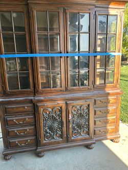 China cabinet heavy