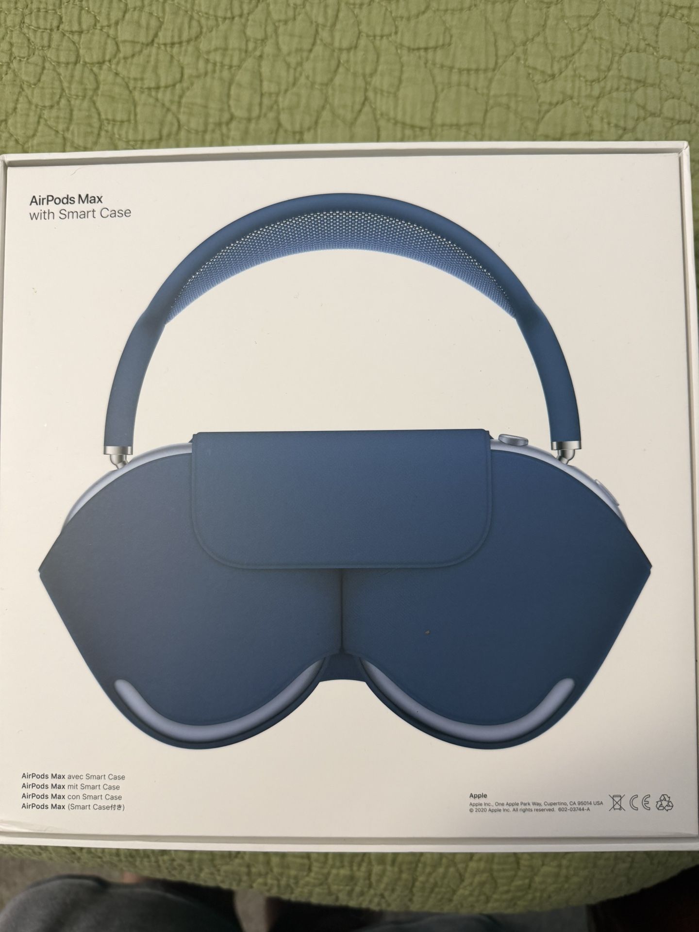 AirPod Max (Lightning Cable Charging)  Blue