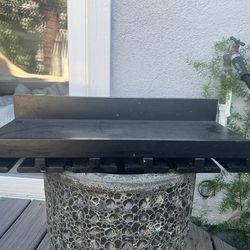 Hanging wine rack shelf