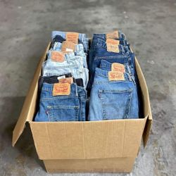 Skinny jeans 👖 pallets 