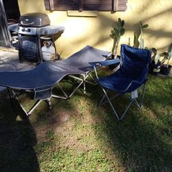 Folding Beach Chair And Bed Good Condition Like New $10 Each Or $15 For The Two