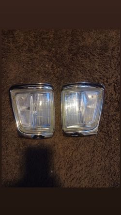 Chrome First Generation Tacoma Turn Signal Lights