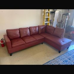 Couch ( sofa )