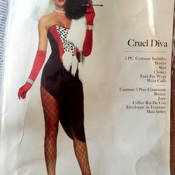Sexy Cruella Costume & Wig