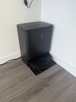 Vaccum robot with mop