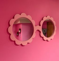 wall mirror