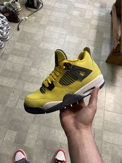 jordan 4 size 5.5y
