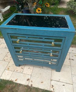 Mirrored dresser