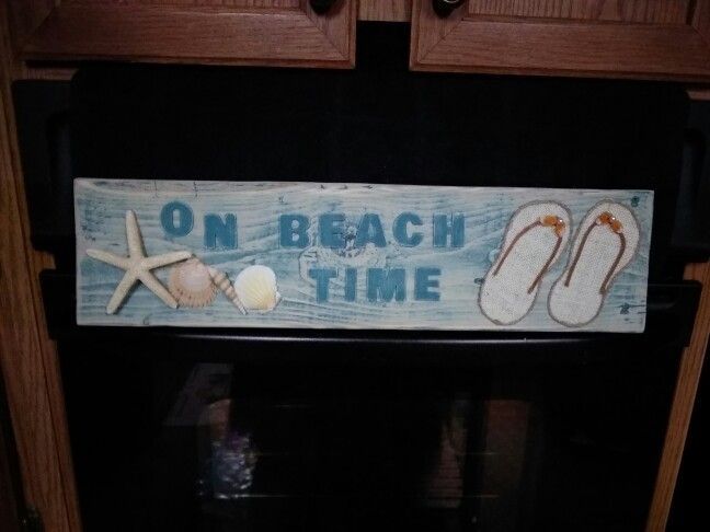 Handmade Beach sign with flip flops