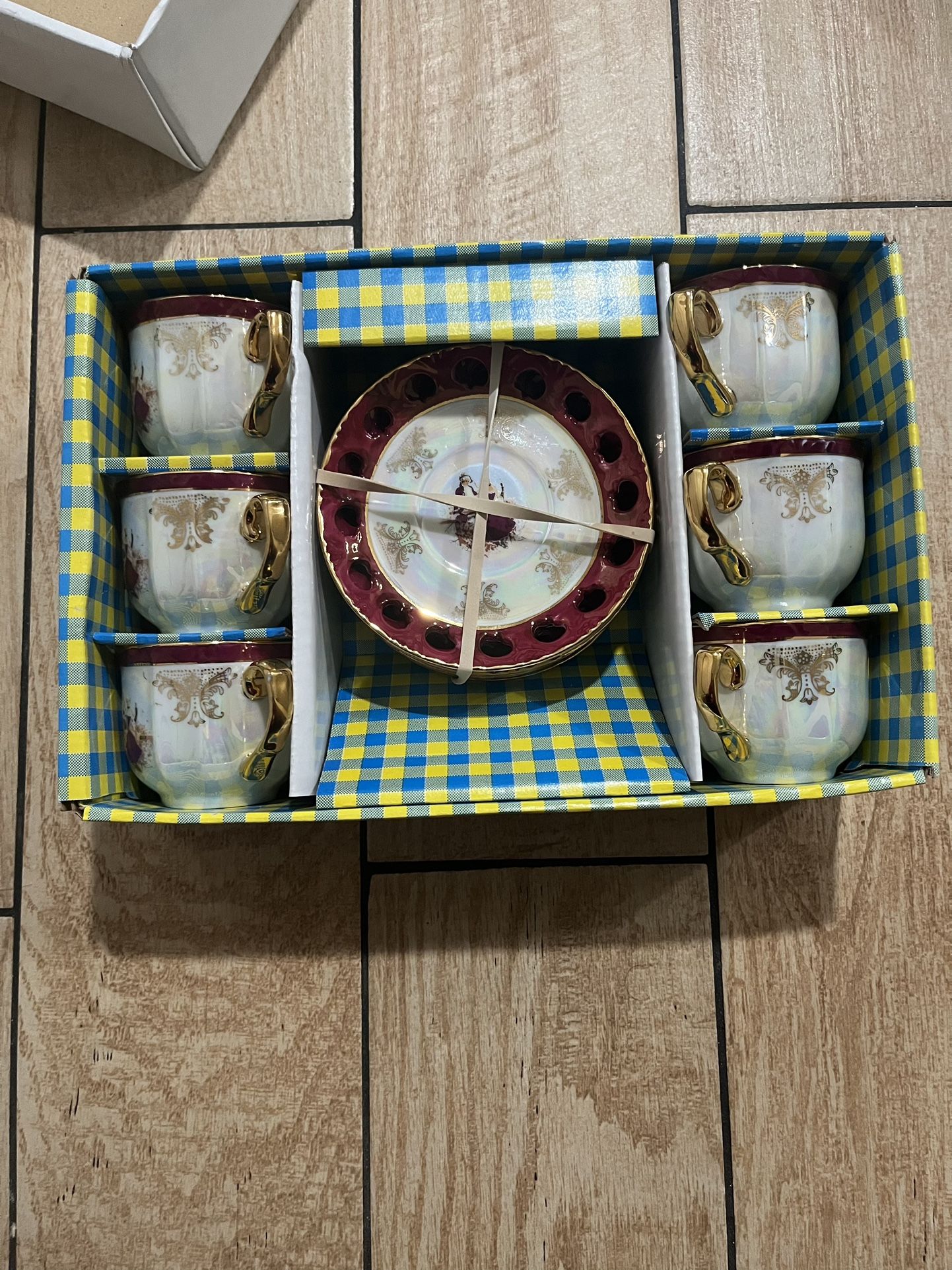 Vintage Tea Cup Set