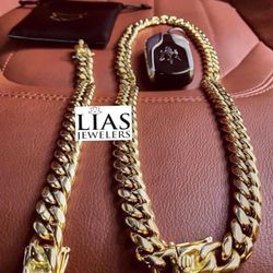 New 18k Yellow Gold Cuban Link Chain And Bracelet 