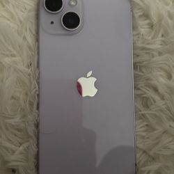 Selling iPhone 14 purple