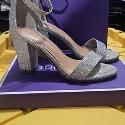 Size 5 - Silver Chunky Dress Heel