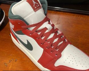Jordan 1 Mid 11.5