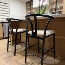 2 x Wishbone Style Counter Stool (NEW)