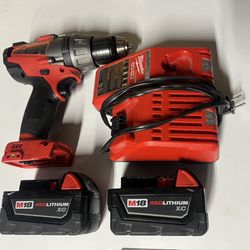 Milwaukee 18V Drill Kit