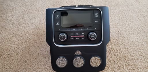 2014 ram 1500 radio OEM