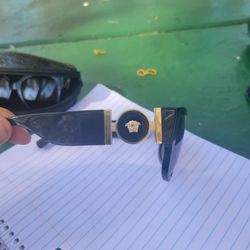 Versace  And Gucci Glasses  BOTH  Authentic  Real 