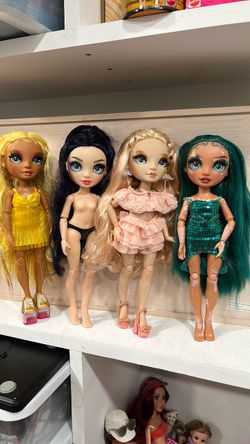 4 Rainbow high dolls lot