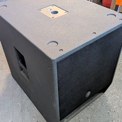 DJ subwoofer Yamaha