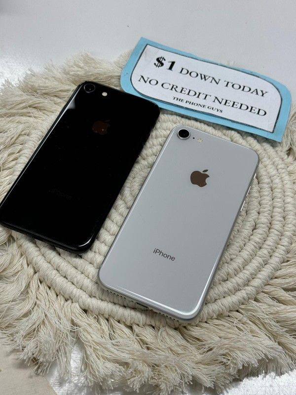 Unlocked iPhone 8 📱 – Compatible with All Carriers! Get Yours Today!
