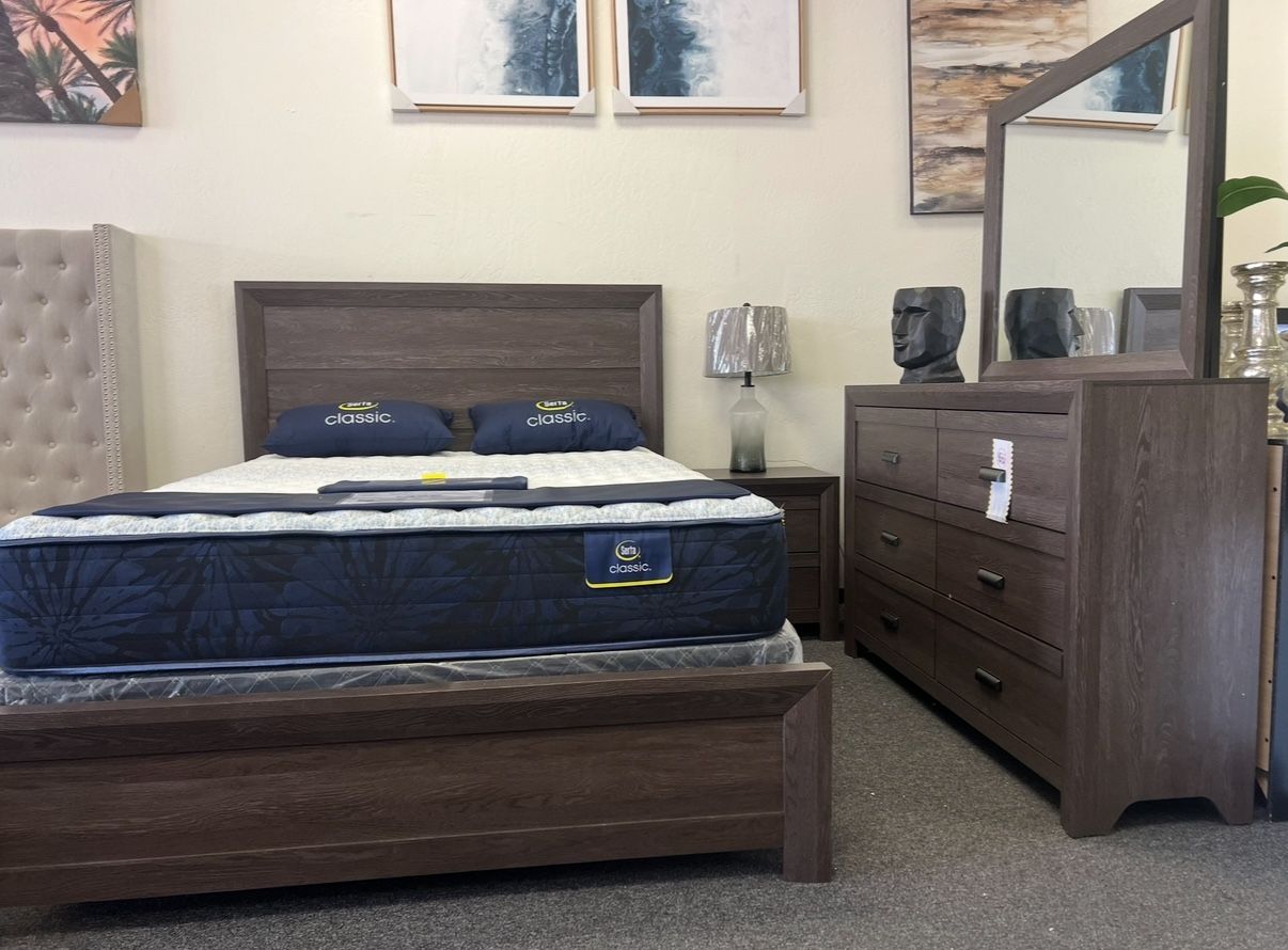 Queen Bedroom Set