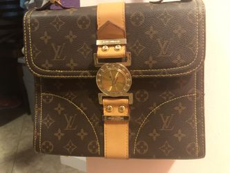 Louis Vuitton purse