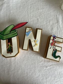 ONEderland Peter Pan party decorations