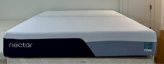 Nectar Premier Memory Foam with NectarCool Technology - King Mattress