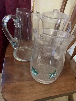 Water pitcher