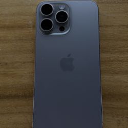 iPhone 15 Pro Max - 256GB - Unlocked