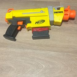 Fortnite Toy Nerf Gun.