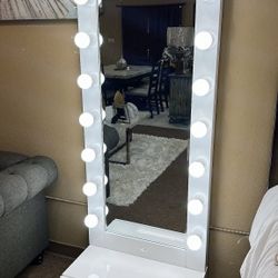 Mirror for Sale!!! Ask For Price!!! Preguntar Por Precio 