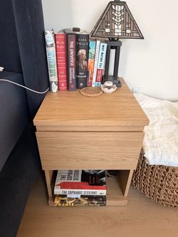 Nightstand light wood, w drawer