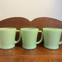 Set of 3 Vintage Jadeite Jade D Handle Coffee Mugs