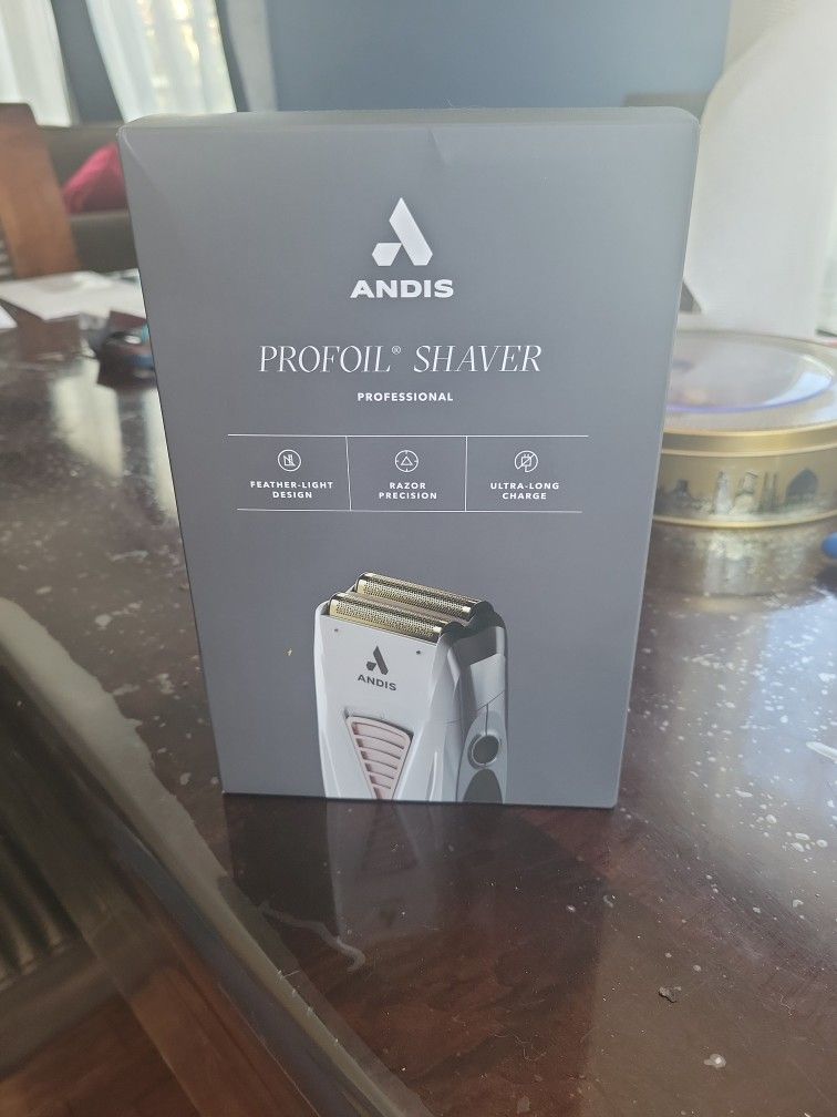 Andis Shaver
