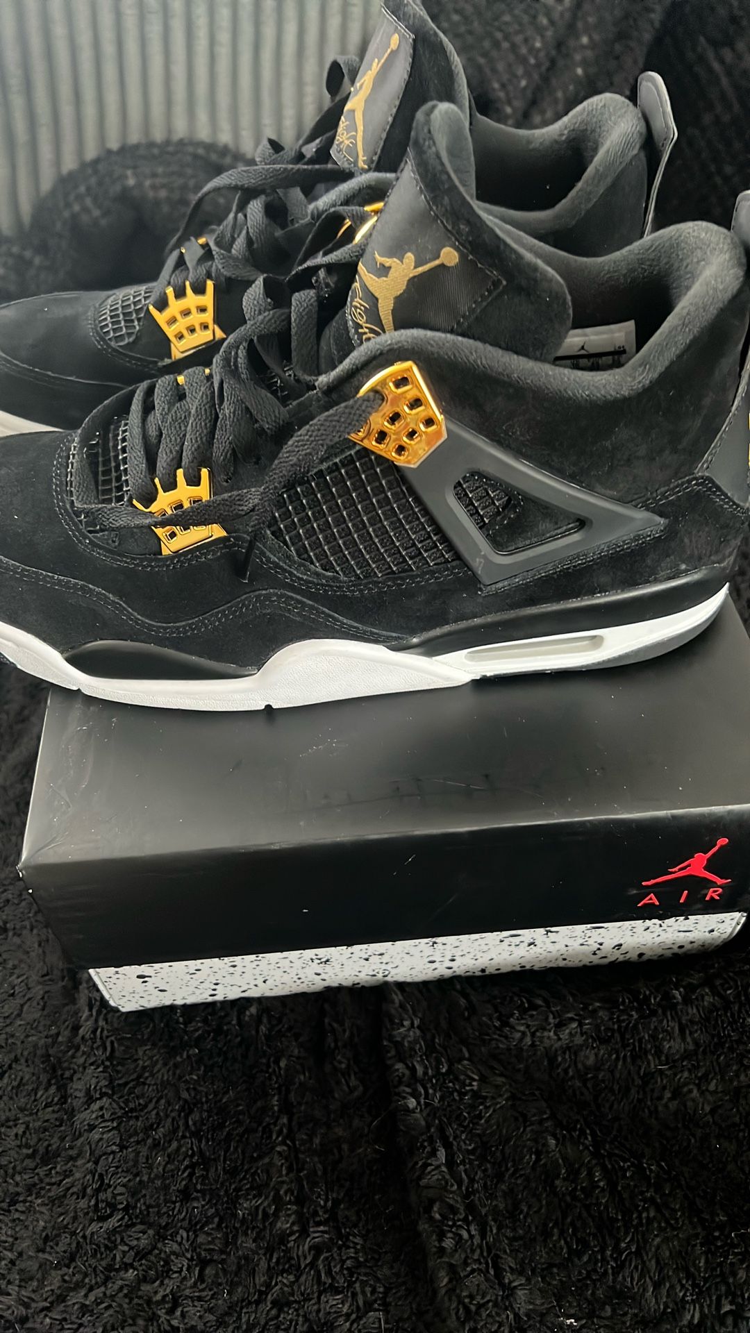Jordan 4 Royalty