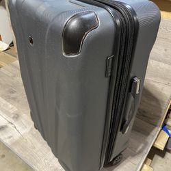 Hard Shell 4 Wheel Spinner Luggage