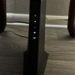 Netgear Cable Modem CM2000 And Router AC1750