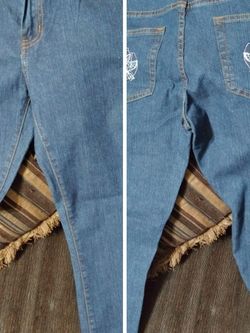 New Women's Pants.. Size 13