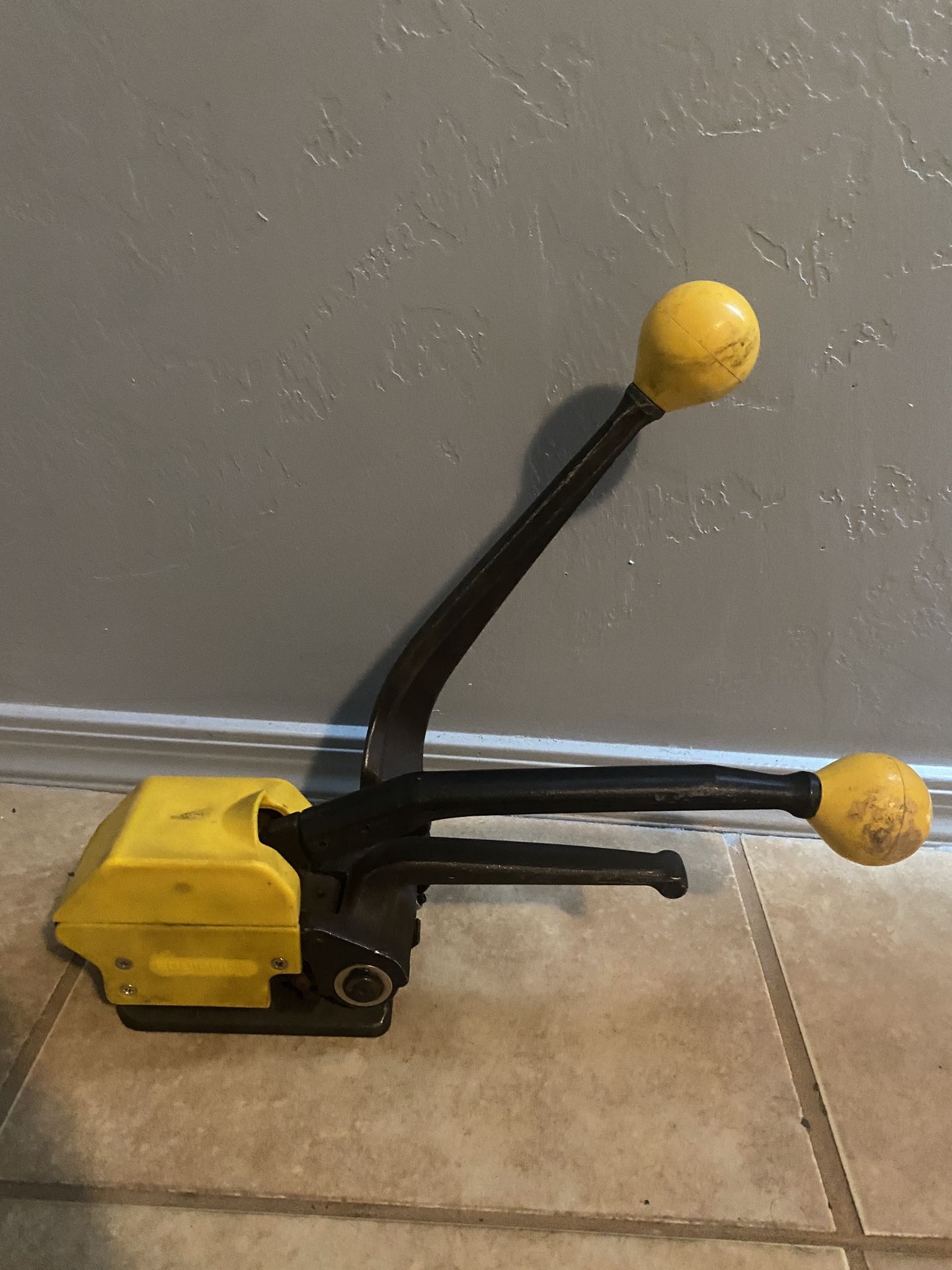 Steel strapping Tool