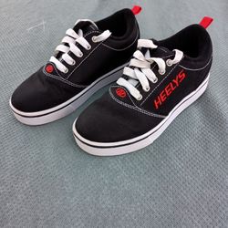 Heely skate shoes for Sale in Lakeside, CA OfferUp