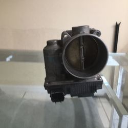2002-2008 Nissan Maxima - Throttle Body, 3.5L Engine