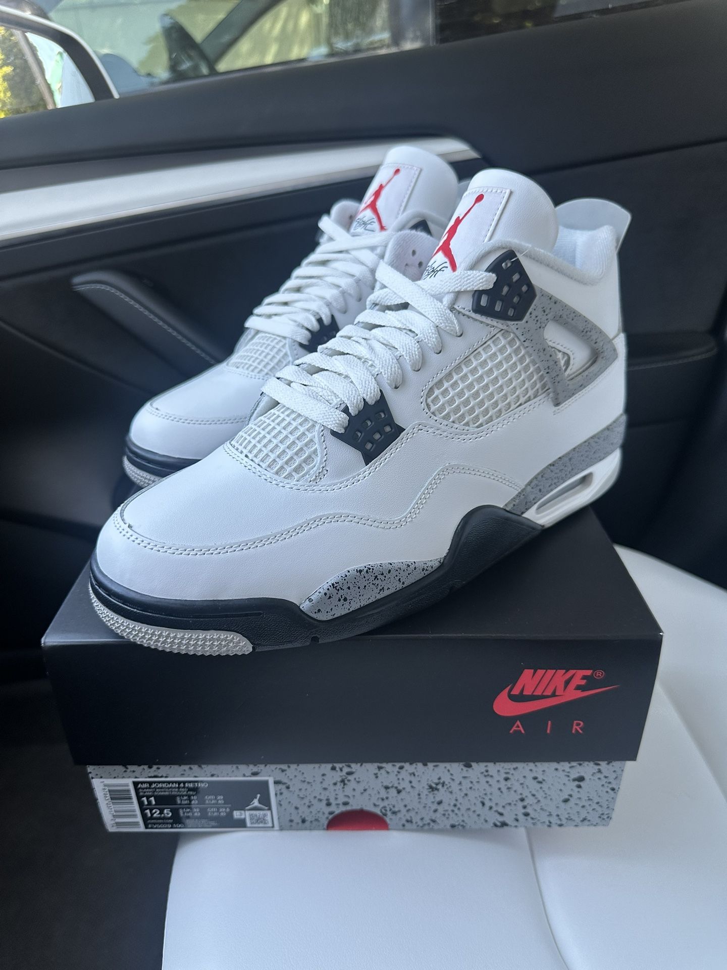 Jordan 4 White Cement Size 11 Brand New DS