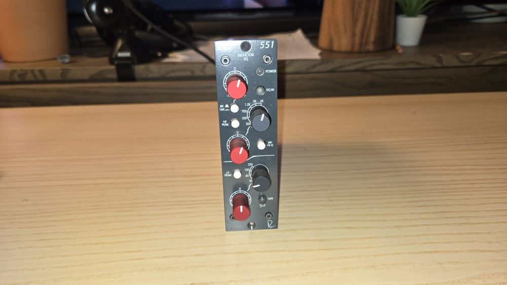 Rupert Neve Designs 551 500-Series Equalizer