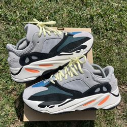 Yeezy Boost 700 