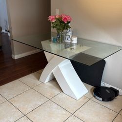 Glass Kitchen Table 