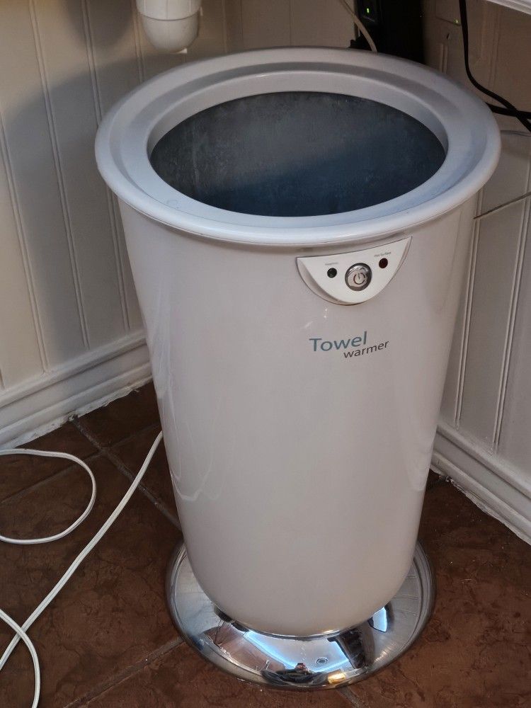 Brookstone Towel Warmer