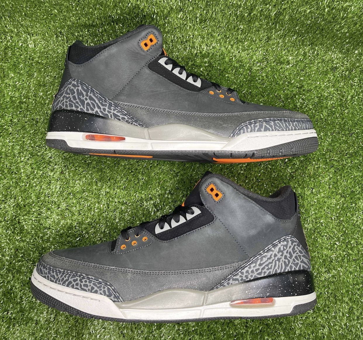 Air Jordan 3 “Fear” 